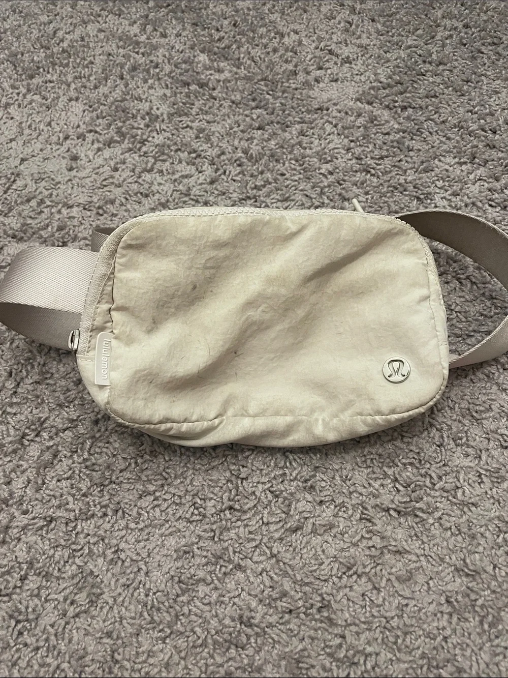 lululemon athletica white belt bag